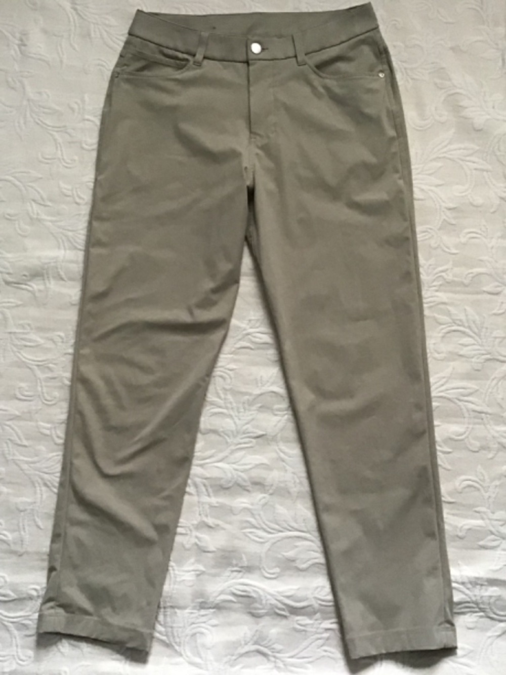 Lululemon ABC Mens Pants Tan Technical Stretch Comfort Pocket Size 29 Athletic